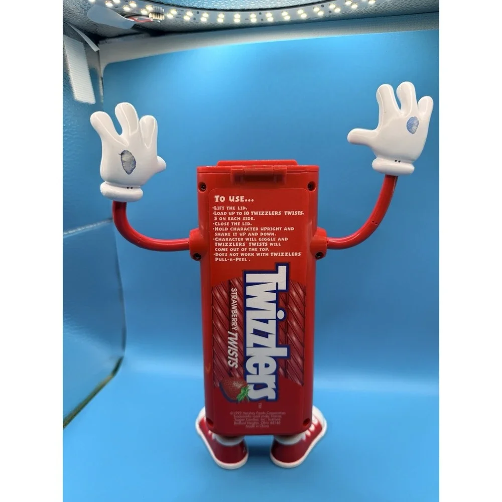 Vintage 1999 Twizzlers Giggler Man Candy Dispenser Strawberry Twists Hershey